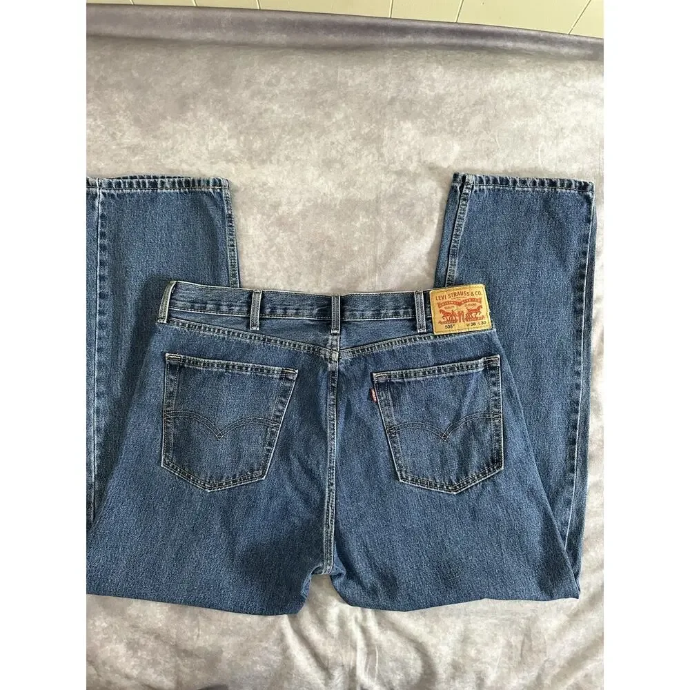 Levi's 505 Jeans Mens 38x30 Regular Fit Straight Leg Denim Cotton Medium Wash